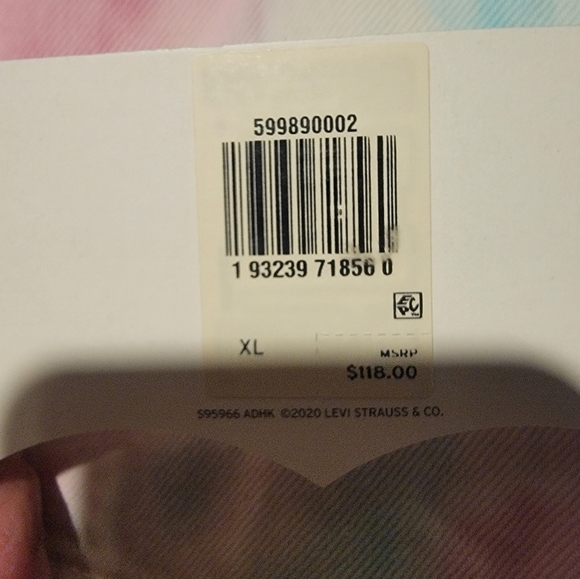 Levi's Pride Tie Dye USE YOUR VOICE Denim LGBTQ Trucker Jacket Men's Size XL - Picture 4 of 7